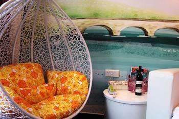 Zhengzhou Love Theme Hotel Csicseng Kültér fotó